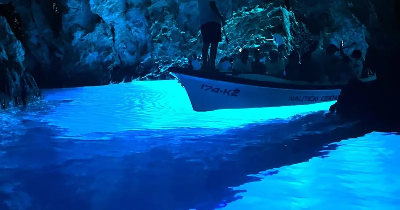 5 islas día completo: la Cueva Azul, Vis y Hvar